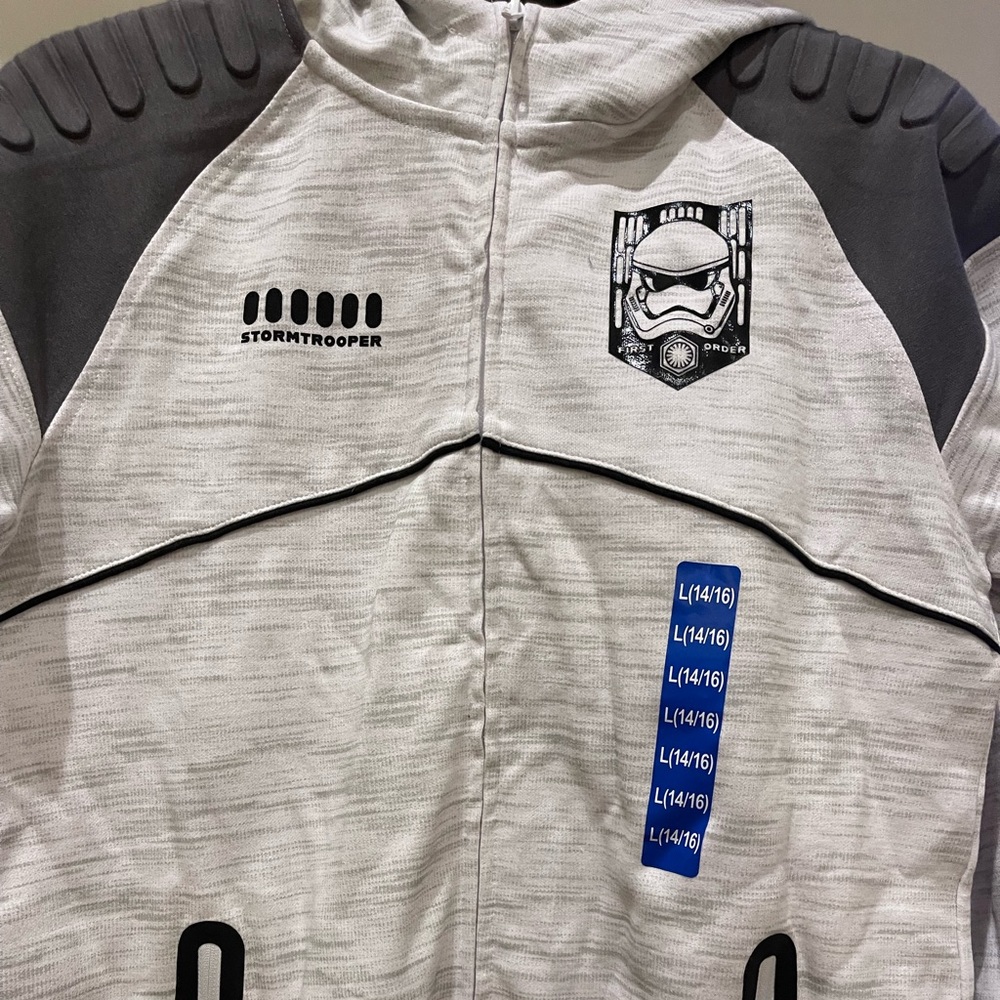 Youth Gray Star Wars Hoodie 14/16 new with tags